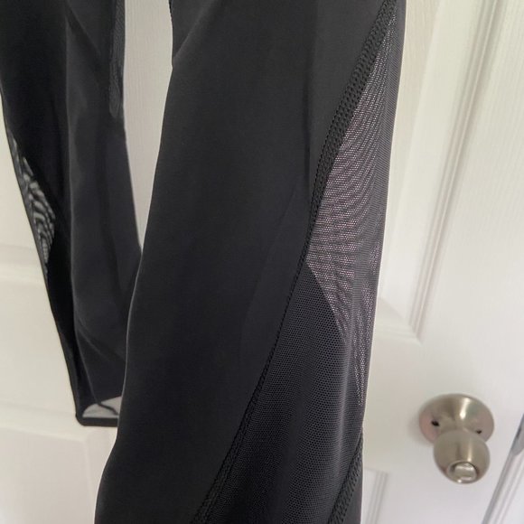 Lululemon Black (with Mesh) Leggings (Size 2) - Picture 2 of 5